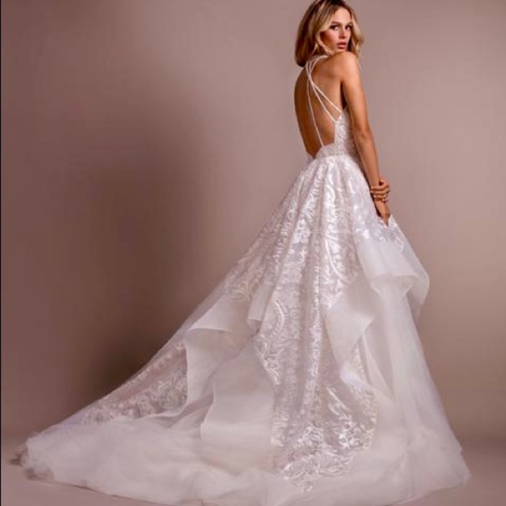Hayley Paige Kylo Wedding Gown.